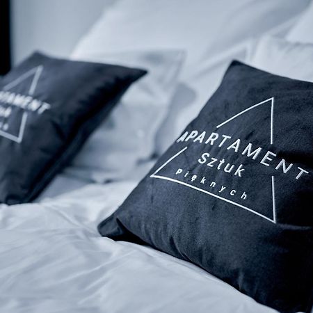 Apartament Sztuk Pieknych 10 Piła Buitenkant foto